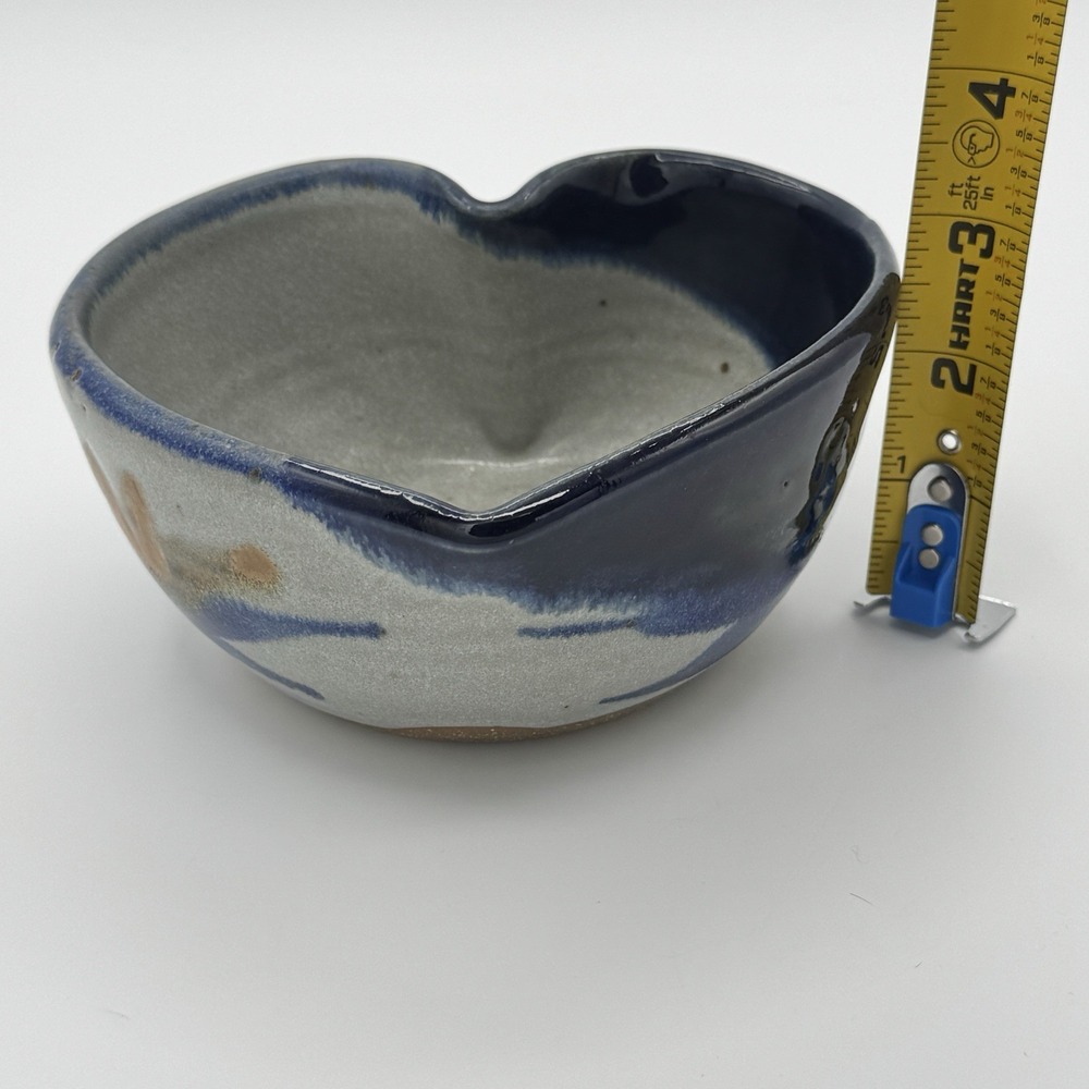 Studio‎ Pottery Heart Bowl Signed 2000 Blue Gray Handmade Dish Art Pottery - Picture 10 of 10